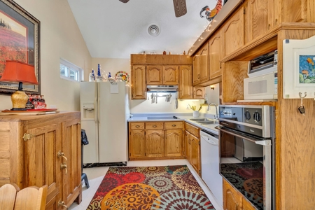 Country Home for Sale in Lawrence County, Tennessee - image 15