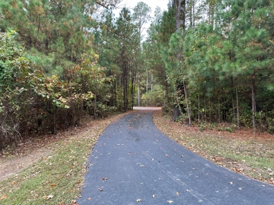Home For Sale just minutes from Warren! - image 6