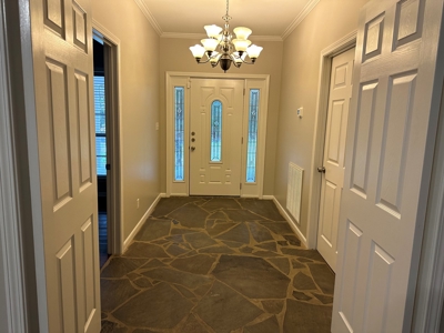 Home For Sale just minutes from Warren! - image 10