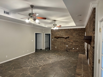 Home For Sale just minutes from Warren! - image 7