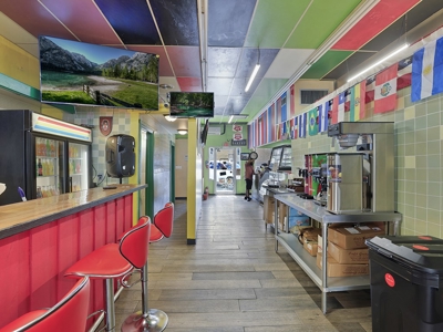 Restaurant For Sale Down Town Live Oak! - image 28