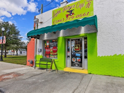 Restaurant For Sale Down Town Live Oak! - image 1