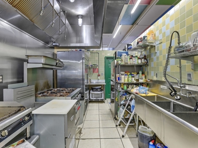 Restaurant For Sale Down Town Live Oak! - image 22