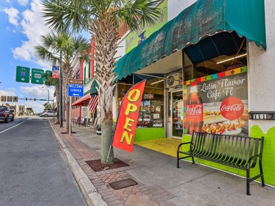 Restaurant For Sale Down Town Live Oak! - image 8