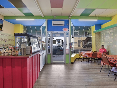 Restaurant For Sale Down Town Live Oak! - image 12