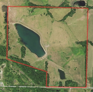 Vernon County Missouri Land and Private Lake for Sale - image 25