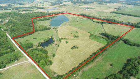 Vernon County Missouri Land and Private Lake for Sale - image 4