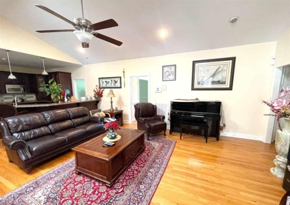 Five Bedroom Country Home Near Cheraw State Park - image 25