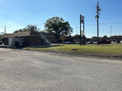 Prime 4.5 Acre Commercial Space in Washington, NC - image 15