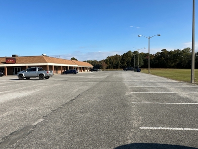 Prime 4.5 Acre Commercial Space in Washington, NC - image 22