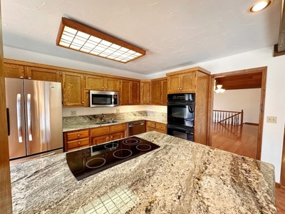 El Dorado Springs Missouri Country Home and Land For Sale - image 27