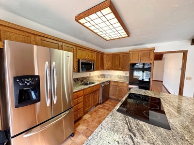 El Dorado Springs Missouri Country Home and Land For Sale - image 25