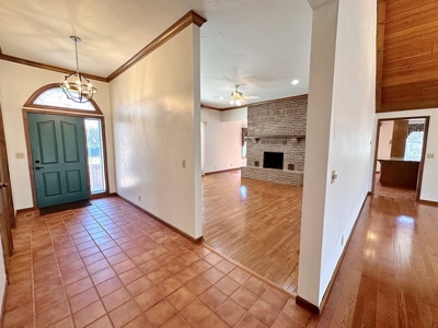 El Dorado Springs Missouri Country Home and Land For Sale - image 22