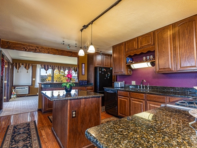 Colorado Home in the Mountains with Income Potential - image 19