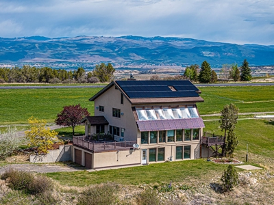 Colorado Home in the Mountains with Income Potential - image 7