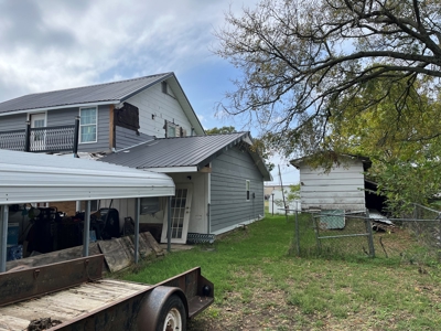 Country Home For Sale in Atoka, Oklahoma! - image 25