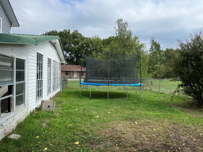 Country Home For Sale in Atoka, Oklahoma! - image 28