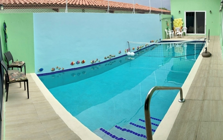 Spacious 4 Bedroom House w/ Pool, Ecuestrian Club, Coronado - image 11