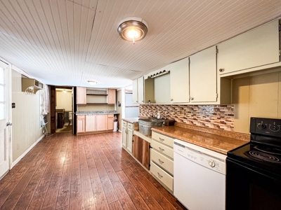 Country Home for Sale in Giles County, Tennessee - image 6