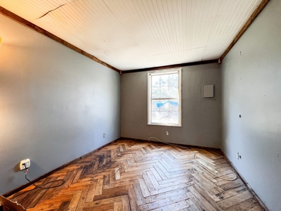 Country Home for Sale in Giles County, Tennessee - image 8