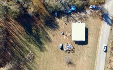 Country Home for Sale in Giles County, Tennessee - image 33