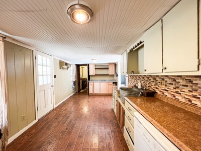Country Home for Sale in Giles County, Tennessee - image 5