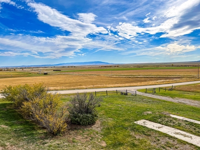Country Home For Sale On Small Acreage Near Hobson Montana - image 17
