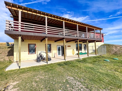 Country Home For Sale On Small Acreage Near Hobson Montana - image 10