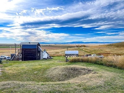 Country Home For Sale On Small Acreage Near Hobson Montana - image 9