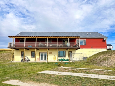 Country Home For Sale On Small Acreage Near Hobson Montana - image 6