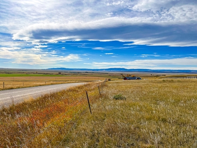 Country Home For Sale On Small Acreage Near Hobson Montana - image 14