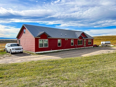 Country Home For Sale On Small Acreage Near Hobson Montana - image 7