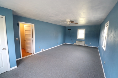 Ranch home and pole barn on 5 acres in Licking County - image 20