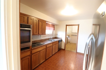 Ranch home and pole barn on 5 acres in Licking County - image 13