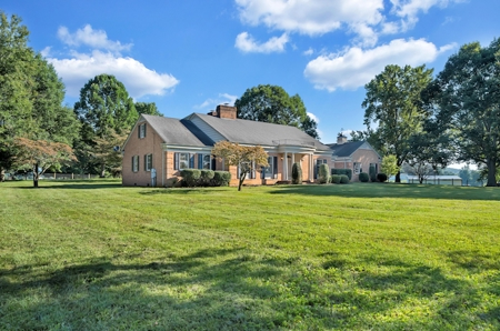 Colonial Style Home for Sale in Pulaski County VA - image 43