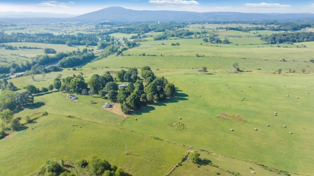 Colonial Style Home for Sale in Pulaski County VA - image 25