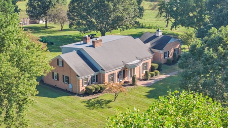 Colonial Style Home for Sale in Pulaski County VA - image 38