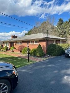 Brick Ranch Home For Sale In Bluefield VA - image 5