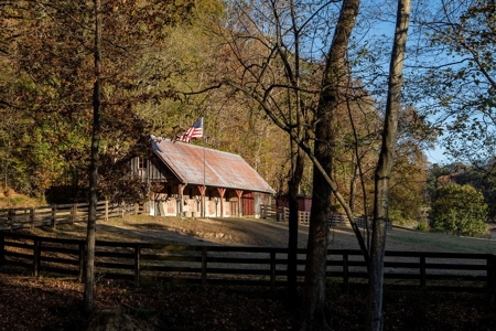 Luxurious Farmstead in Franklin, Tennessee - image 35