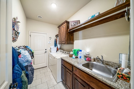 Claremore, Oklahoma Home For Sale - image 25