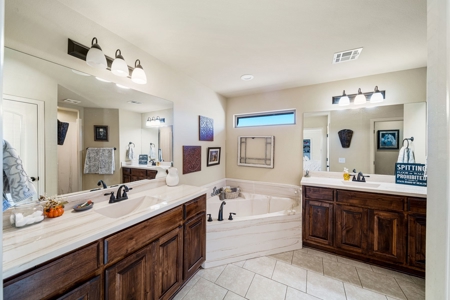 Claremore, Oklahoma Home For Sale - image 27