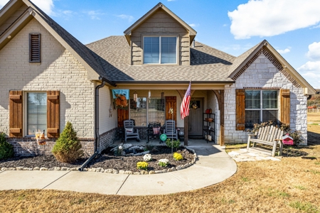 Claremore, Oklahoma Home For Sale - image 4