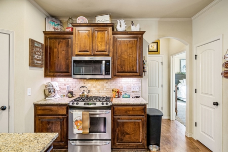 Claremore, Oklahoma Home For Sale - image 12
