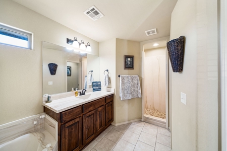 Claremore, Oklahoma Home For Sale - image 28