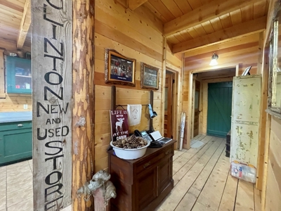 Rocky Mountain Colorado Cabin for Sale - image 16