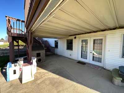 Spacious Albia Home For Sale - image 6
