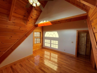 Log Cabin With 26 Acres For Sale Overlooking New River In VA - image 27