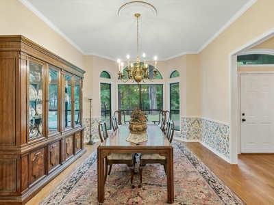 Waterfront Holly Lake Ranch East Texas  4/3.5/3 On 2 Acres - image 10