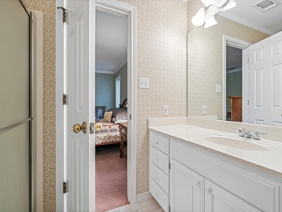 Waterfront Holly Lake Ranch East Texas  4/3.5/3 On 2 Acres - image 36