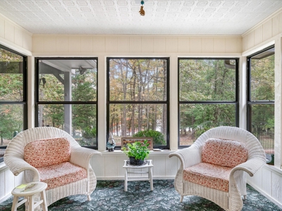 Waterfront Holly Lake Ranch East Texas  4/3.5/3 On 2 Acres - image 20